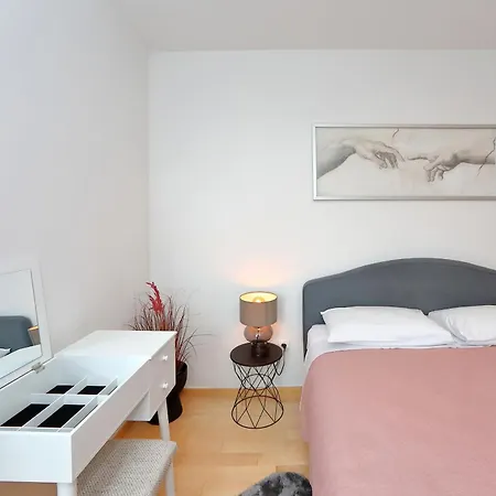 Apartment Tea Maraska Zadar