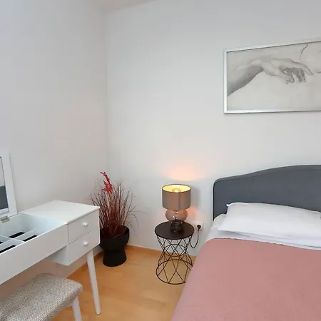 Apartamento Tea Maraska *