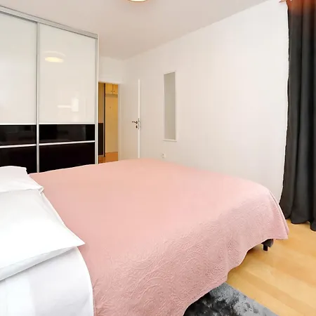 Lägenhet Tea Maraska Zadar